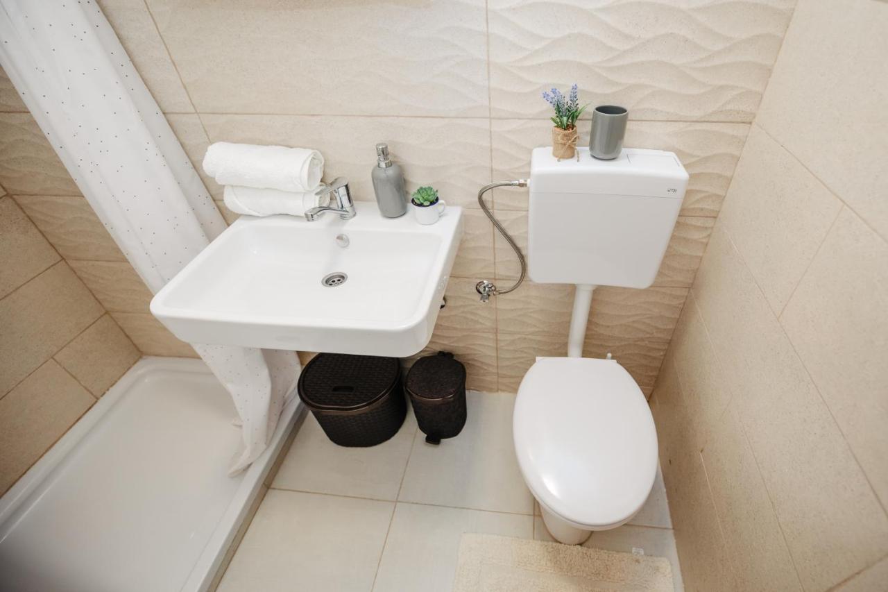 Studio Apartmant Tonka شيبينيك المظهر الخارجي الصورة